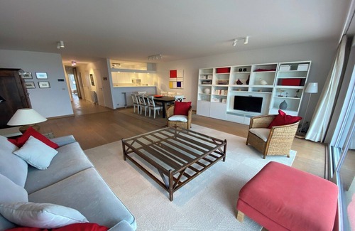 Albertstrand Apartment | Seafront Palm Beach Stay