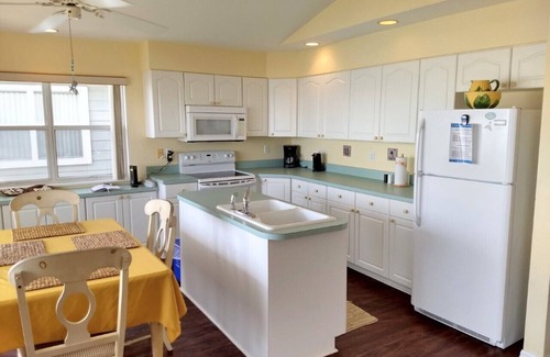 Cedar Key Apartment | Seahorse Landing