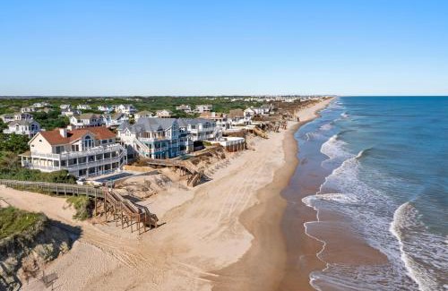 Corolla House | Seas The Day