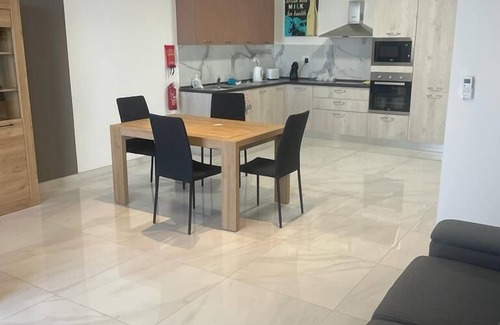 Marsaskala Apartment | Seaside Accomodation