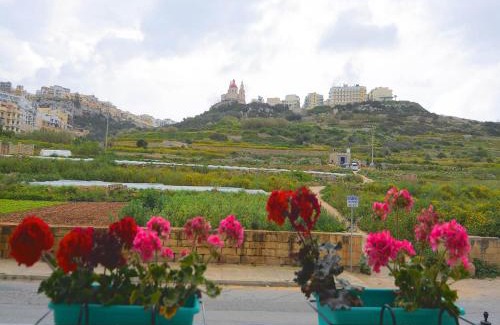 Għadira Apartment | Seaside Apartments Malta Mellieha1