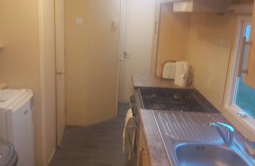 Clacton-on-Sea Cabin | Seaside caravan in Clacton-on-Sea