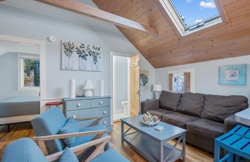 South Yarmouth House | Seaside Cottages - Cottage 33 - The Tin Lobster