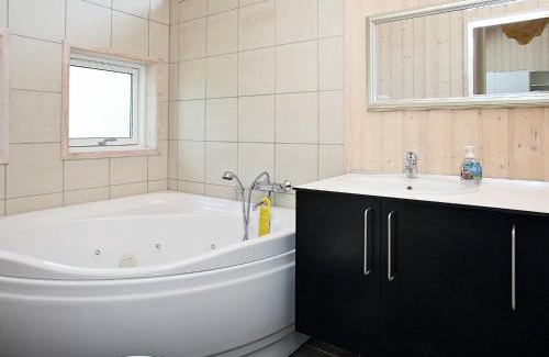 Jerup House | Seaside Escape with Spa - By Traum Ferienwohnungen