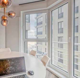 Duinbergen Apartment | Seaside Haven for 6 with Parking in Knokke