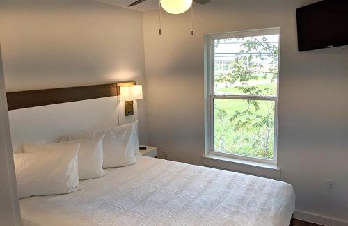El Lago Hotel | Seaside RV resort