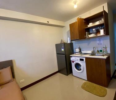 Lapu-Lapu Apartment | Seaside Serenity w/Sunrise @ Saekyung Village One