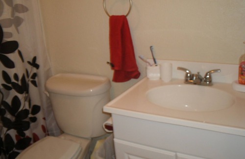 East Naples Condo | Seasonal Hidden Gem