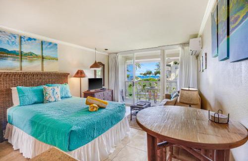 Wailua Apartment | Seaview at the Islander on the Beach Oceanview Studio 201