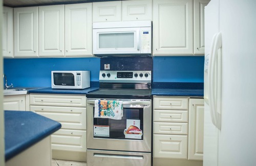 Montego Bay Apartment | Seawind On the Bay - Apartments
