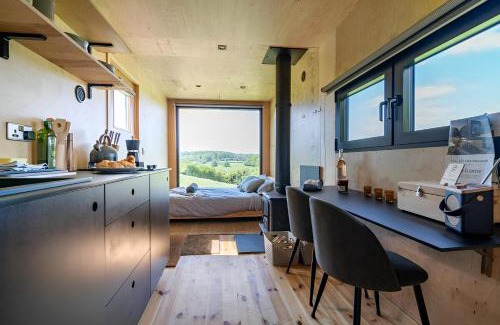 Denton House | Secluded Offgrid Cabin w/Sunset View & Fireplace