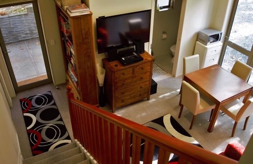 Arrowtown Condo | Secluded split level 1 bedroom flat