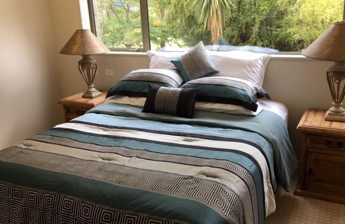 Arrowtown Condo | Secluded split level 1 bedroom flat