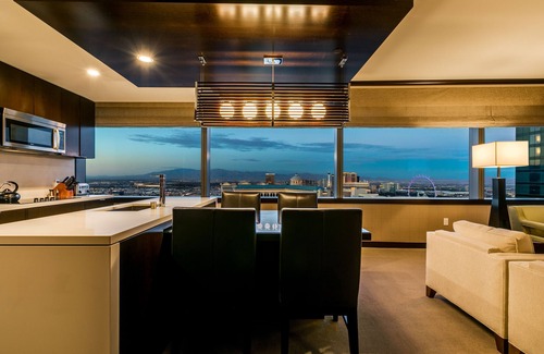 Las Vegas Strip Hotel | Secret Suites at Vdara