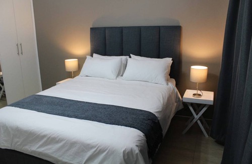 Krugersdorp Apartment | Secure Self-catered Apartment With Pool