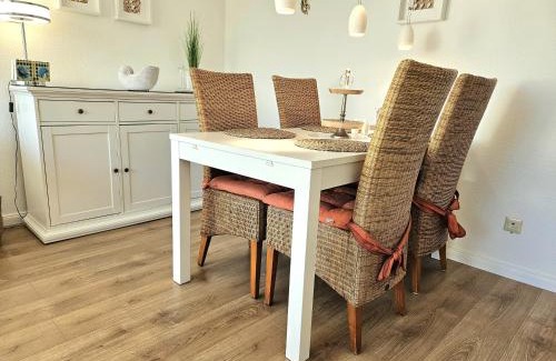 Groemitz Apartment | Seeschlösschen - Whg 6 nur wenige Schritte zum Strand