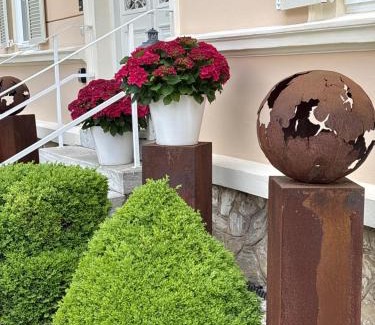 Poertschach am Woerthersee Apartment | Seevilla Wienerroither