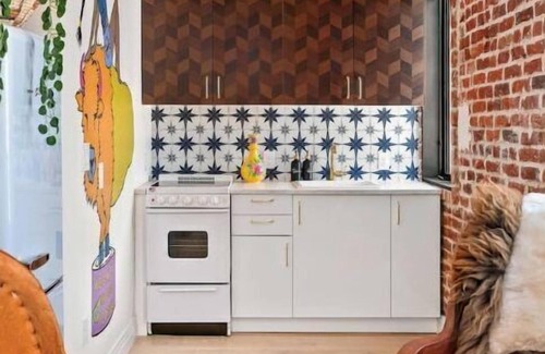 Golden Triangle Apartment | Seewalker Art Suite 211