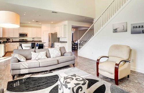 Seffner Community Alliance Villa | Seffner Home w/ Private Backyard: Near Tampa!