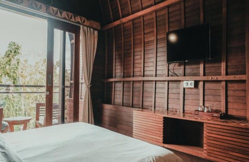 Kediri Hotel | Sekar Arum Riverside Resort in Canggu