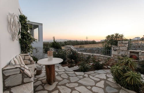 Naxos Town Apartment | Self-catering, Grand Deluxe Suite, Private Terrace and an outdoorJaccuzi