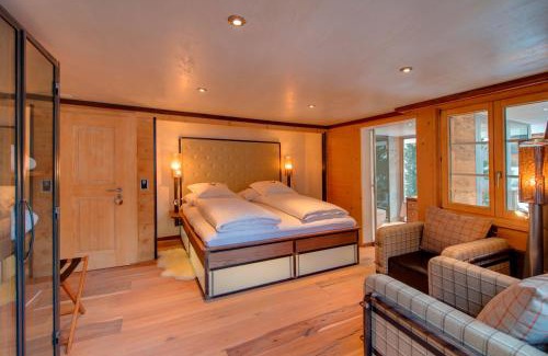 Zermatt Hotel | Self Check-In Chalet Rooms