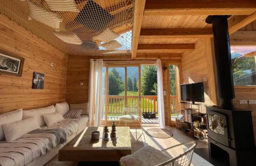 Les Praz-de-Chamonix Ski Chalet | Semi Detached Chalet For 8 With Balcony & Garden