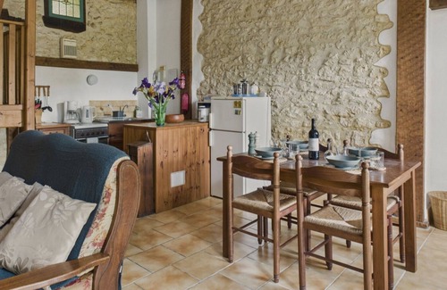 Montignac Ski Chalet | Semi-detached cottage, 4 adults 1 child, pool