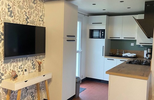 Plouescat Cottage | Semi-detached gite (Gîte Typoul) 6 persons