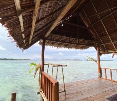 Pulau Fam House | Senjahomestayrajaampat