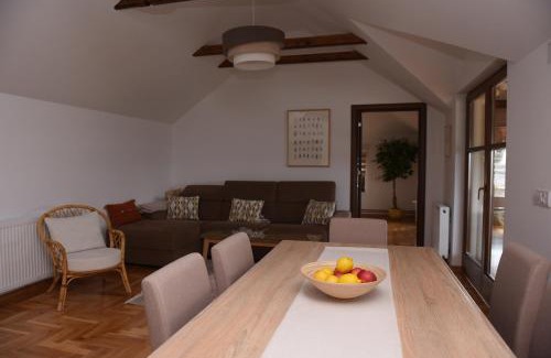 Preljina Apartment | Seosko turističko domaćinstvo Kajsija