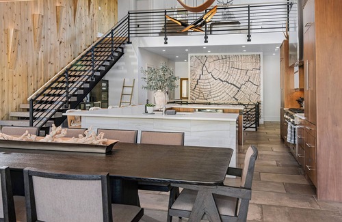 Highland Meadows House | Sequoia Chalet – 5BR Vail Retreat with summer AC in Primary Bedroom, Hot Tub, Me