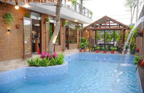 Hoa Lu Hotel | Serena Tam Coc Hotel & Villa