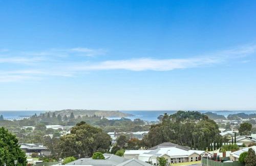Victor Harbor House | Serendipity - 27 Shields Crs Encounter Bay - No Linen Included
