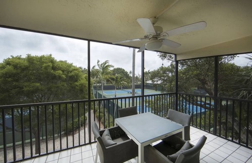 Captiva Apartment | Serene 1BR Villa w/Beach Access, Shell Picking & Nature Excursions