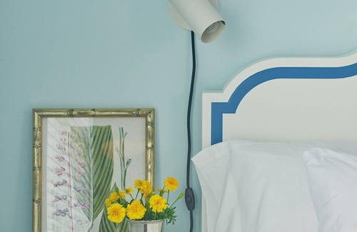 Cape May Hotel | Serene Beach Hideaway – Music Nights, Pool Days & Coastal Calm