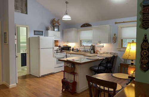 Bayville Apartment | Serene Coastline Retreat for 2