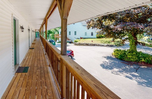 Winnisquam Condo | Serene condo on the lake with balcony, kitchenette & WiFi