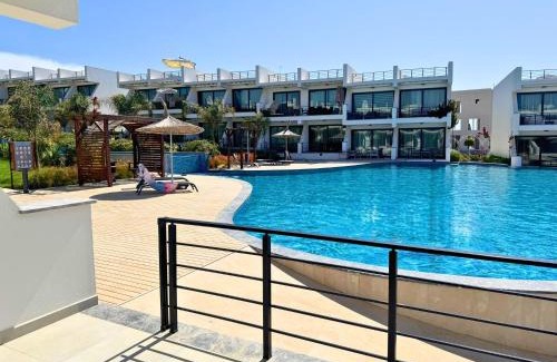 Esentepe Apartment | Serene Getaway with pool view