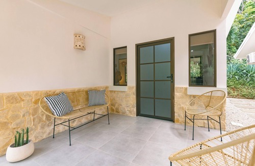 Playa Conchal House | Serene Jungle Bungalow at Mística Natural, Just Minutes to Stunning Beaches!