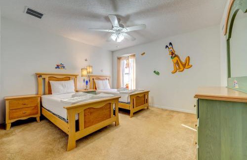 Windwood Bay House | Serene Poolside Home Minutes from Parks