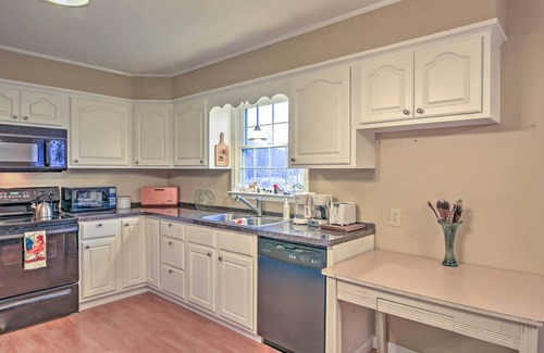 Otego House | Serene Retreat - 7 Mi to All Star Village