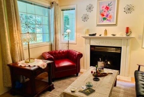 Riverbend House | Serene Riverfront Retreat