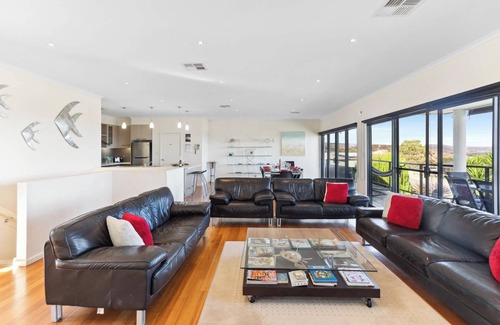 Carrickalinga House | Serenity on Stacey - Luxury Getaway with Coastal Views of Carrickalinga