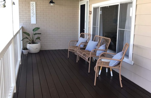 Hawks Nest Cottage | Serenity - our peaceful beach cottage