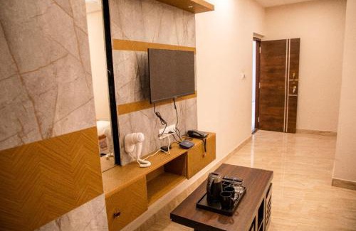 Electronics City Hotel | Serenity Stay Inn