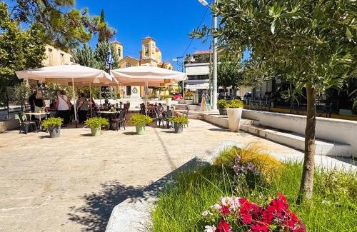 Marathon Apartment | Serenity, stunning sea view & massage