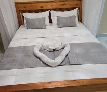Ngelani Bed & Breakfast | Serenstay Accommodations Muthwani Kamulu Joska Malaa Nairobi Kangundo road