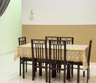 Kepala Batas House | Seri Pinggiran HOMESTAY Bertam Perdana