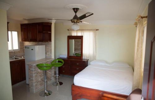 Corales del Sur Apartment | Serviced Studio with Kitchen Las Americas Airport
